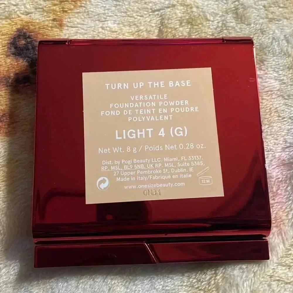 One size turn up the base versatile foundation powder